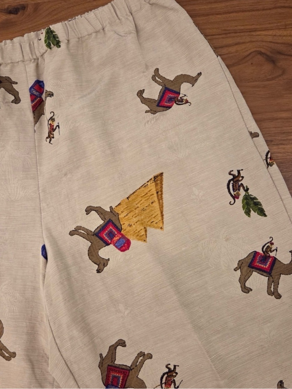 Chico's Beige Wide-Leg Pants with Camel & Pyramid Print